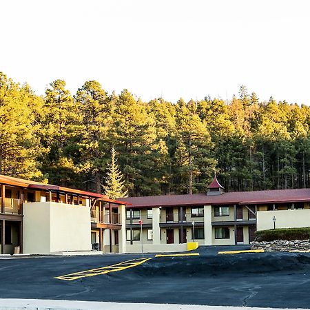 Red Roof Inn Plus+ Williams - Grand Canyon Bagian luar foto