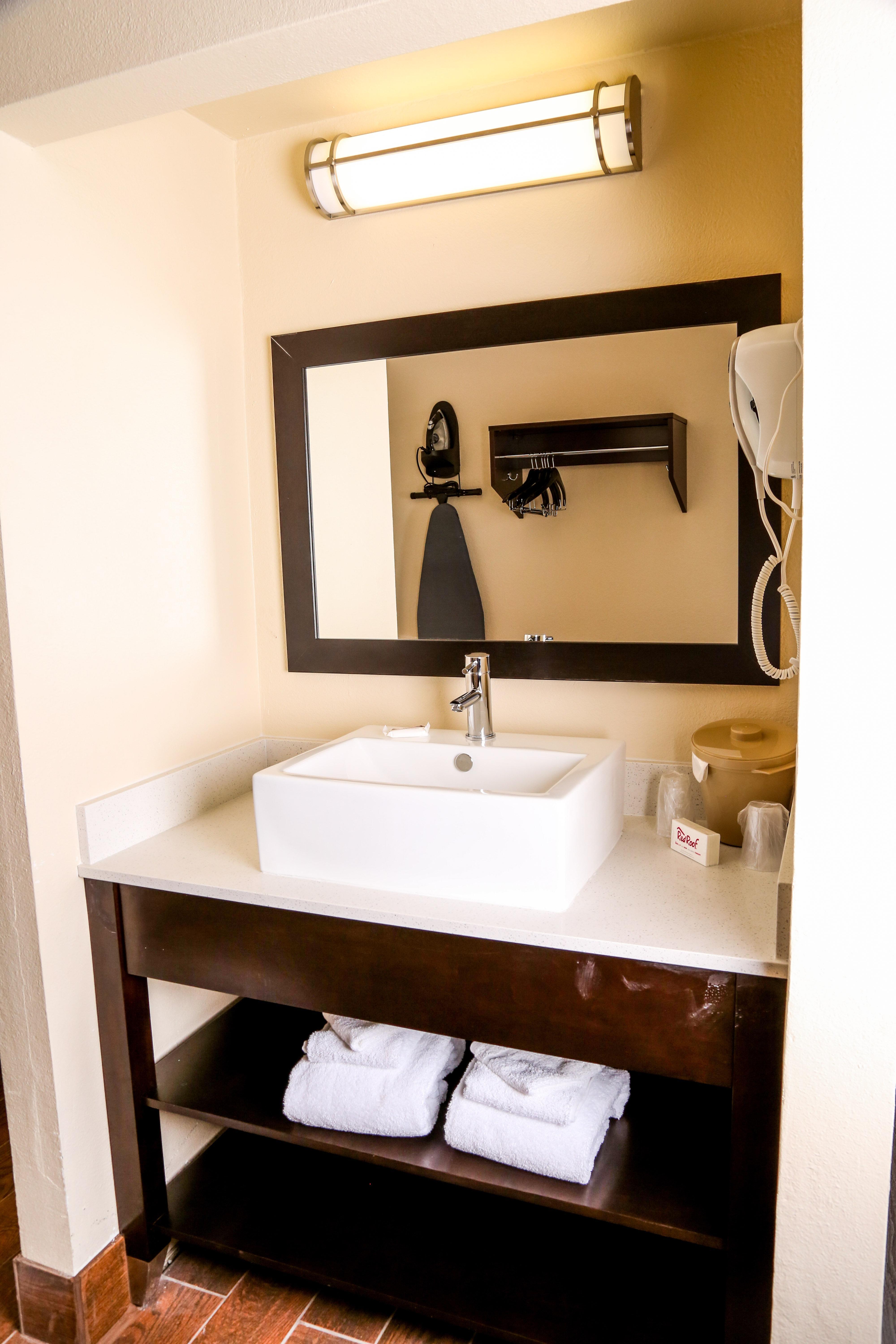 Red Roof Inn Plus+ Williams - Grand Canyon Bagian luar foto