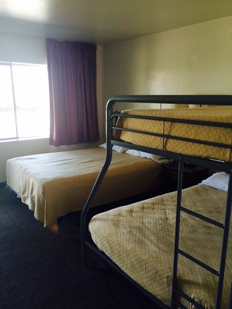 Red Roof Inn Plus+ Williams - Grand Canyon Bagian luar foto