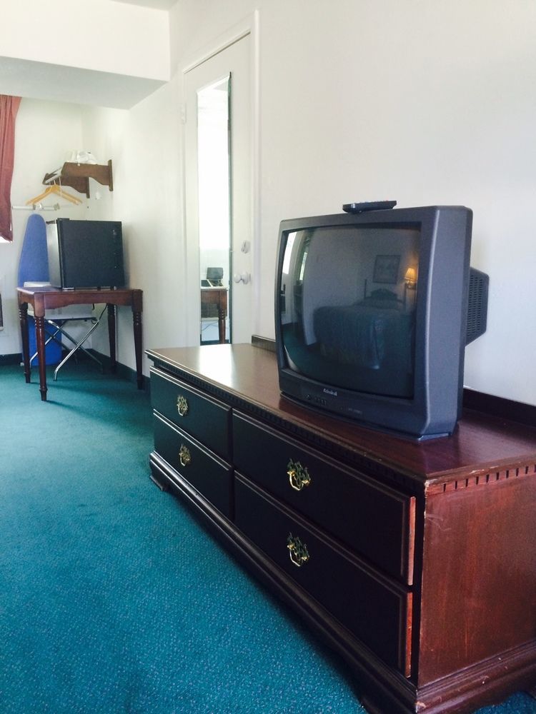 Red Roof Inn Plus+ Williams - Grand Canyon Bagian luar foto