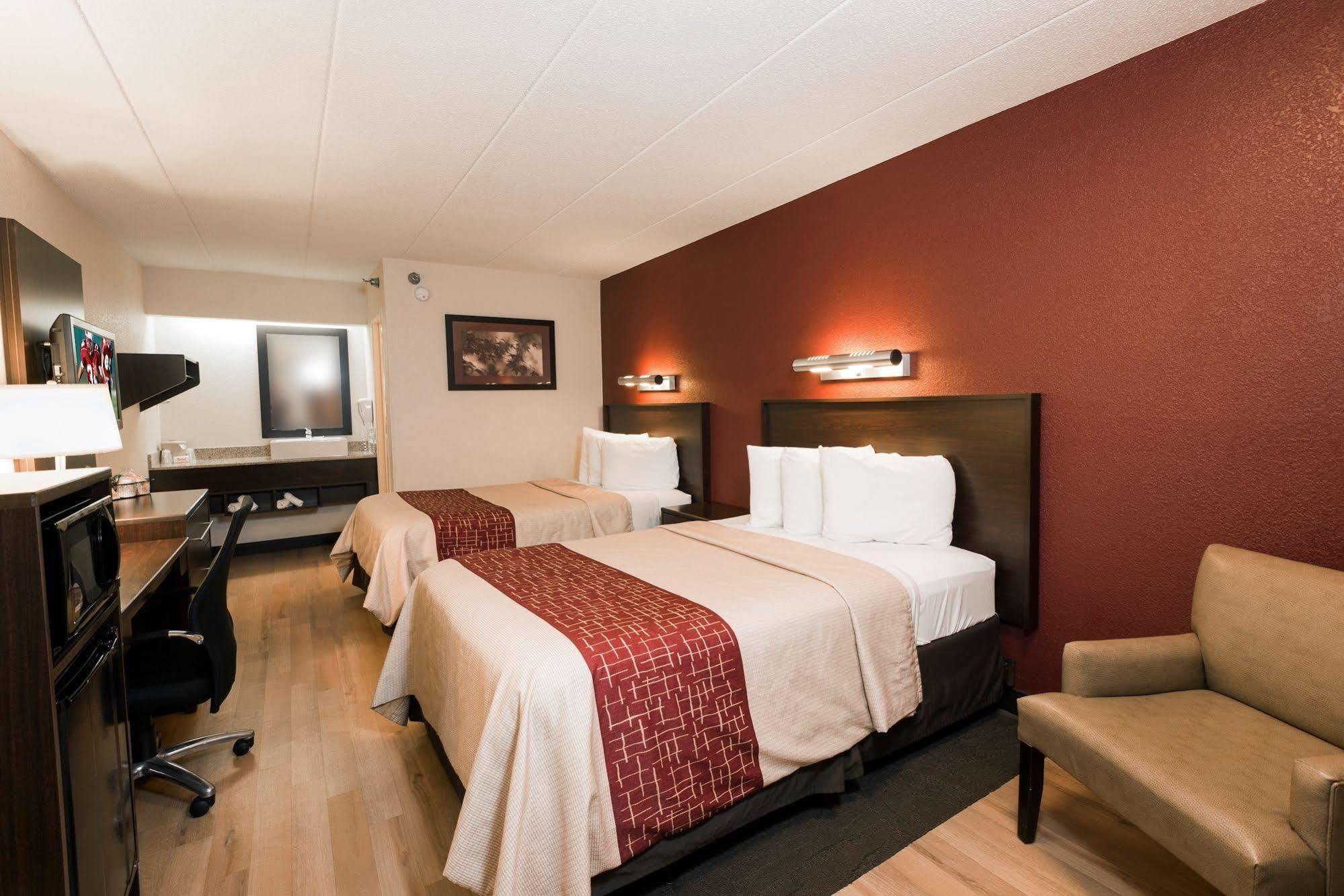 Red Roof Inn Plus+ Williams - Grand Canyon Bagian luar foto